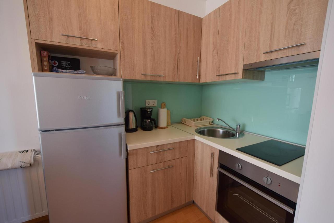 Apartment Baran Čižići エクステリア 写真