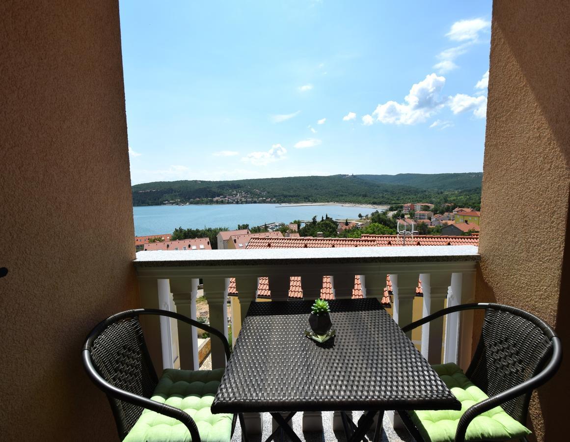 Apartment Baran Čižići エクステリア 写真